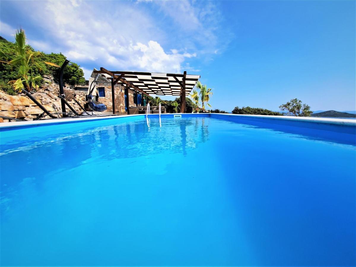 Villa Robinson Ткон Екстериор снимка