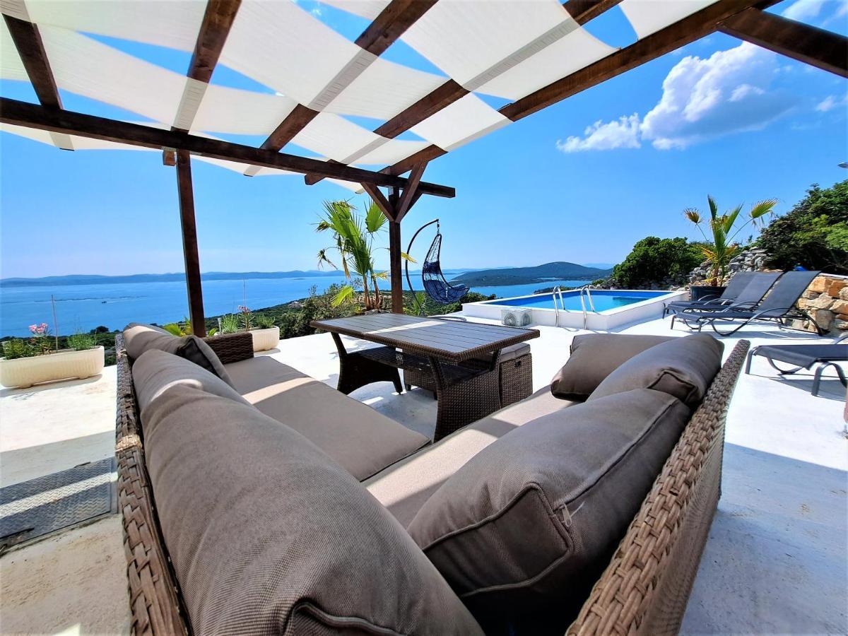 Villa Robinson Ткон Екстериор снимка