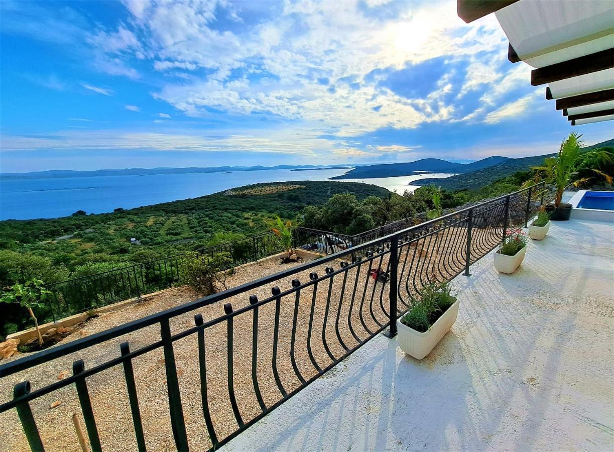 Villa Robinson Ткон Екстериор снимка