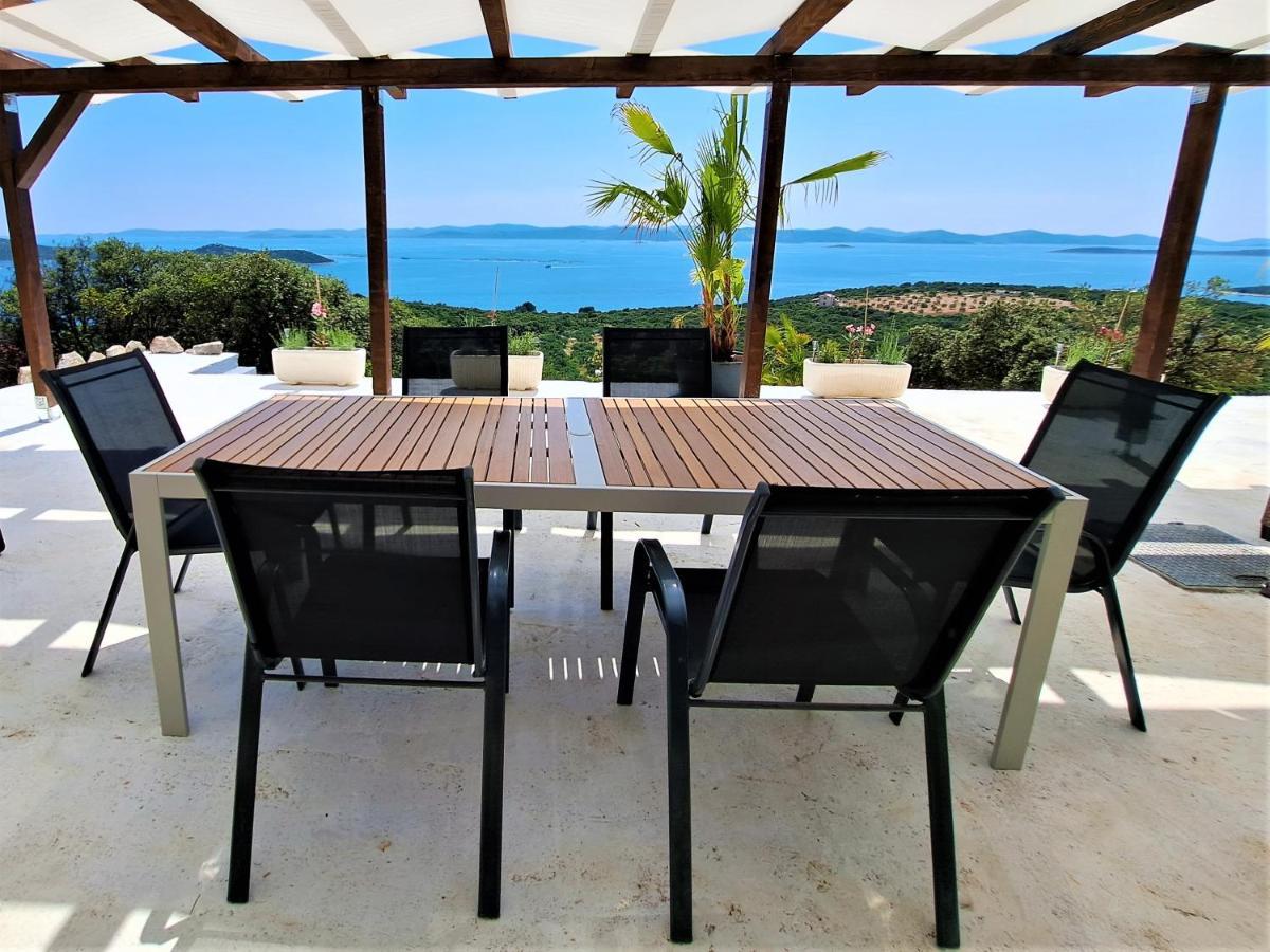 Villa Robinson Ткон Екстериор снимка